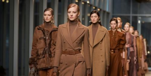 Как правильно сочетать одежду цвета мокко с другими цветами. Mocha Mousse: как носить главный цвет 2025 года