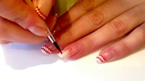 Легкий рисунок на ногтях. Простые рисунки на ногтях: маникюр в домашних условиях для начинающих + 100 ФОТО