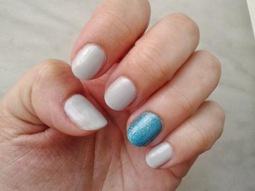 Как правильно нанести три цвета лака, чтобы маникюр выглядел аккуратно. Стойкий маникюр с обычным лаком для ногтей