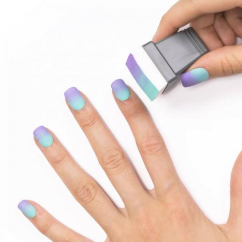 Сохраните и найдите идеи о маникюре 3 цвета в Pinterest 06