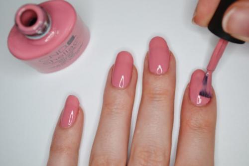 Сохраните и найдите идеи о маникюре 3 цвета в Pinterest 03