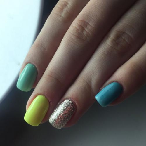 Сочетание 3 цветов в маникюре: как создать идеальный дизайн 03 Сочетание 3 цветов в маникюре: как создать идеальный дизайн 03