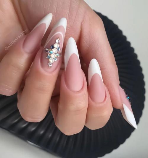 Красивые идеи для разноцветного маникюра: сочетание пастельных цветов 06