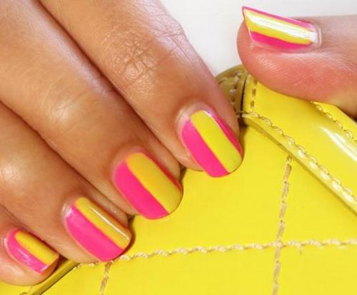 Какие техники необходимы для создания маникюра с разными цветами. Двухцветный маникюр в разные времена года