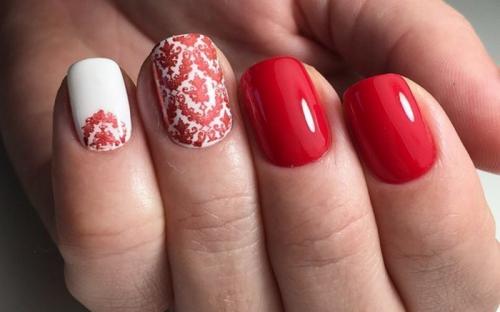 Какие техники необходимы для создания маникюра с разными цветами. Двухцветный маникюр в разные времена года