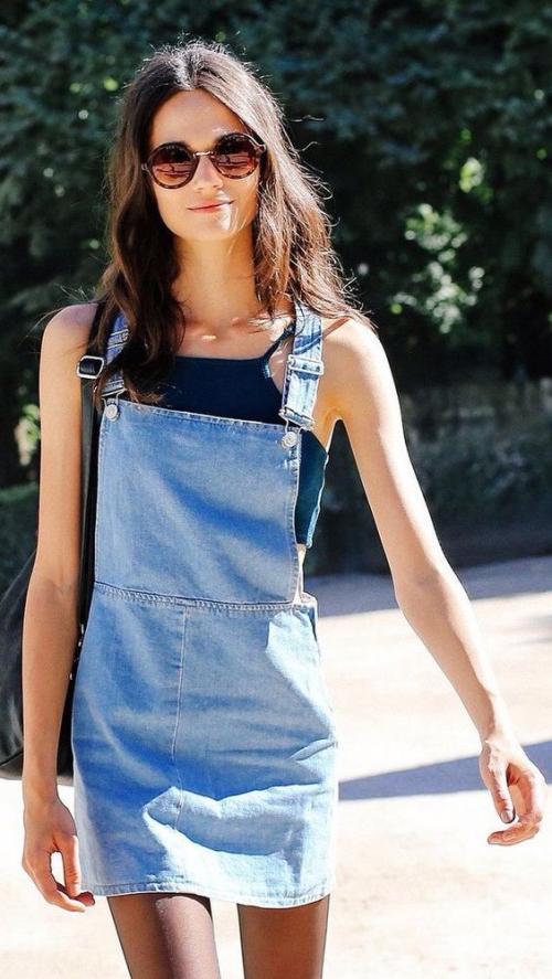 С чем носить джинсовое платье без рукавов. Выбираем популярные модели из джинса 15 С чем носить джинсовое платье без рукавов. Выбираем популярные модели из джинса 15