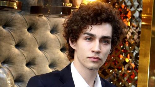 Как сделать кудрявые волосы мужчине. Как сделать кудрявые волосы парню