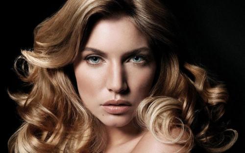 Как сделать кудрявые волосы парню дома. Как быстро сделать кудри в домашних условиях