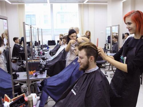 Как избавиться от кудрявых волос парню. Как выпрямить волосы мужчине 20