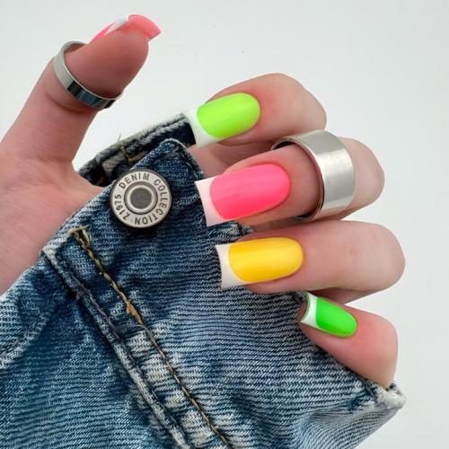 Какие преимущества использования цветных баз в дизайне ногтей. Как выбрать базу для гель-лака?