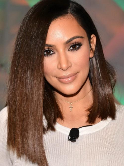 Как обновить стрижку на длинные волосы. Модные тенденции на красивые стрижки на длинные волосы 2022 года с фото