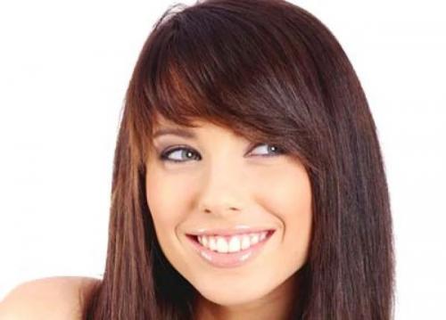 Как самостоятельно подстричь челку красиво косую. Как правильно подстричь косую чёлку самостоятельно 21 Как самостоятельно подстричь челку красиво косую. Как правильно подстричь косую чёлку самостоятельно 21