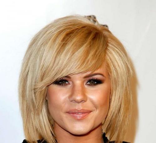 Как самостоятельно подстричь челку красиво косую. Как правильно подстричь косую чёлку самостоятельно 07 Как самостоятельно подстричь челку красиво косую. Как правильно подстричь косую чёлку самостоятельно 07