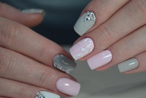 Нежный серо-розовый маникюр. Серо-розовый маникюр: новинки