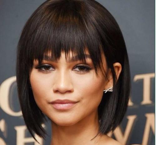 Стрижки на прямые волосы. Модные женские стрижки 2023-2024 года: тренды и тенденции 09 Стрижки на прямые волосы. Модные женские стрижки 2023-2024 года: тренды и тенденции 09