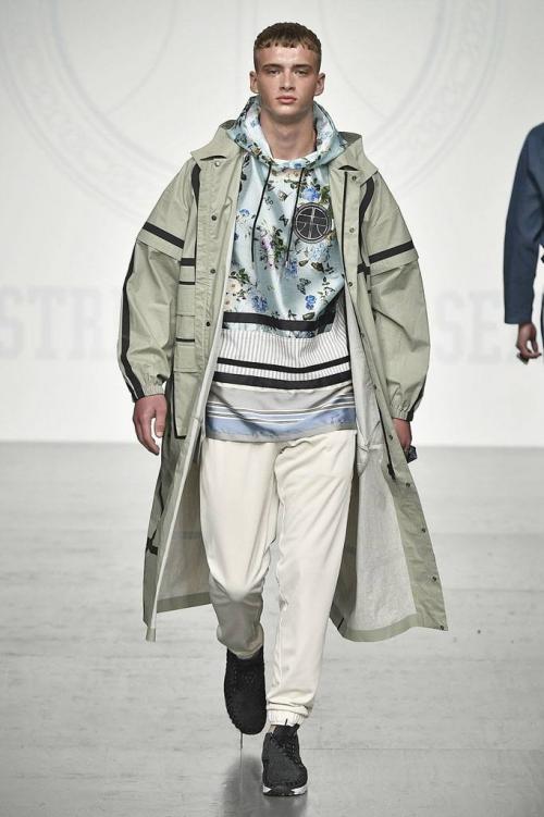 Спорт-шик 2021 для мужчин. Главный мужской тренд в одежде в 2021