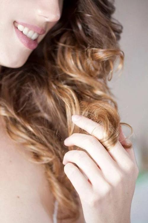 Советы по уходу за волосами. Правила ежедневного ухода за волосами в домашних условиях: от мытья до защиты кончиков