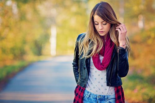 Как убрать пушистость волос у корней. Почему пушатся волосы после мытья?