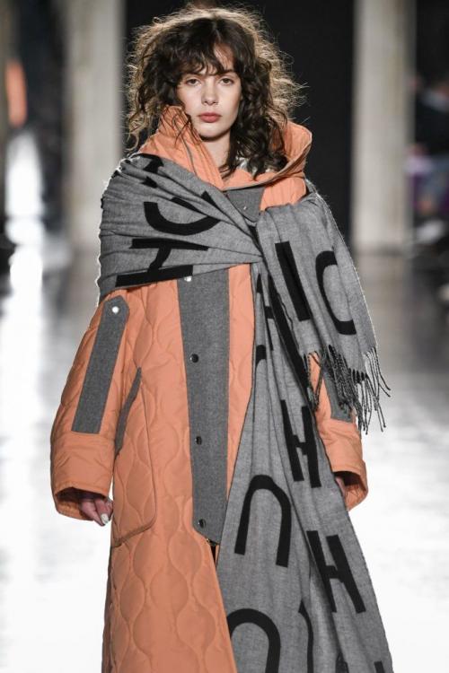 Стрижки для тонких пушащихся волос. Стрижки для пушистых волос: идеи, которые не разочаруют