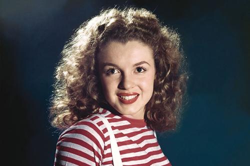 V образная линия роста волос у женщин прически. Что такое вдовий мыс и надо ли с ним бороться