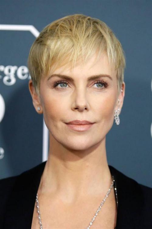 Женские стрижки для жестких волос. Выбираем идеальный вариант стрижки 18