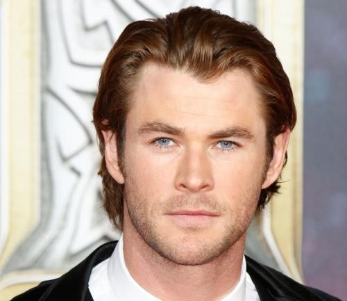 Стрижка затылка мужская. 24 мужские стрижки 2021-2022 года — модные тенденции, фото.