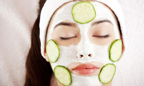 Маска для лица отбеливающая и очищающая в домашних условиях. Как приготовить отбеливающую маску для лица самостоятельно