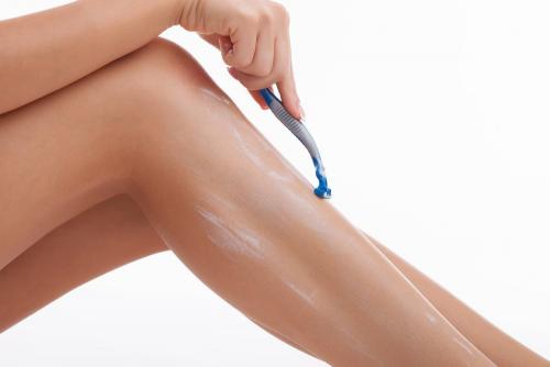 Зачем волосы в интимных местах у женщин. Волосы на лобке против их отсутствия 09