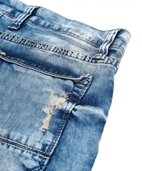 Как выглядят рваные джинсы на женщине и на мужчине. Каковы особенности мужских рваных джинсов, с чем сочетаются