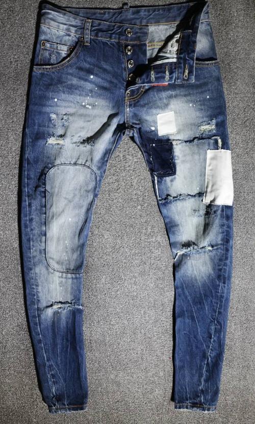 Как выглядят рваные джинсы на женщине и на мужчине. Каковы особенности мужских рваных джинсов, с чем сочетаются