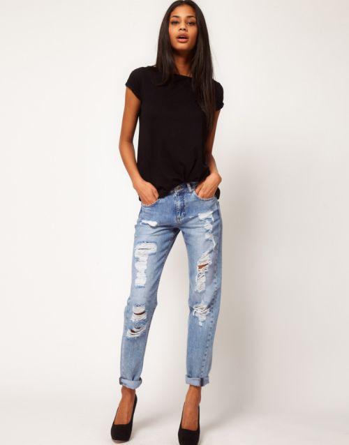Как выглядят рваные джинсы: модный тренд или стильный провал 31 Как выглядят рваные джинсы: модный тренд или стильный провал 31
