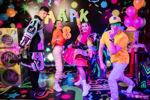 Какие факторы следует учитывать при выборе темы для корпоративного вечера. Как выбрать тему для корпоратива?