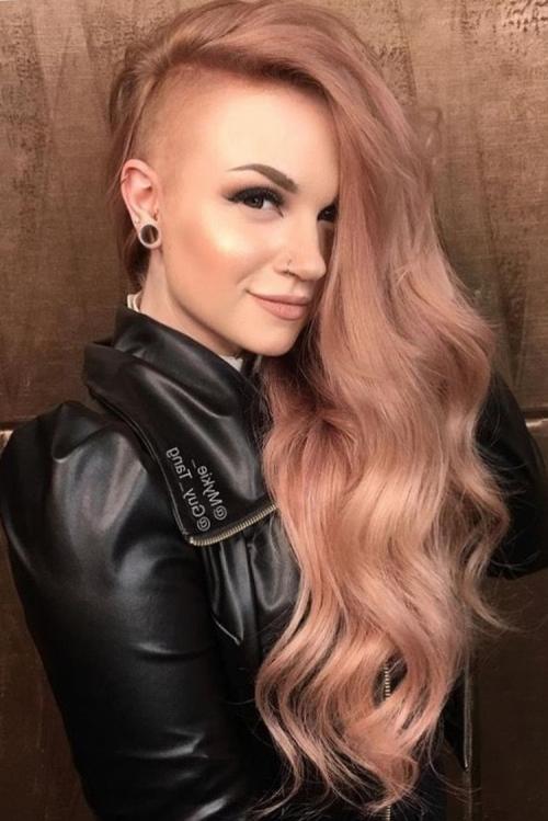 Какие виды стрижек асимметрии можно сделать на длинных волосах. Стрижки ассиметричные на длинные волосы