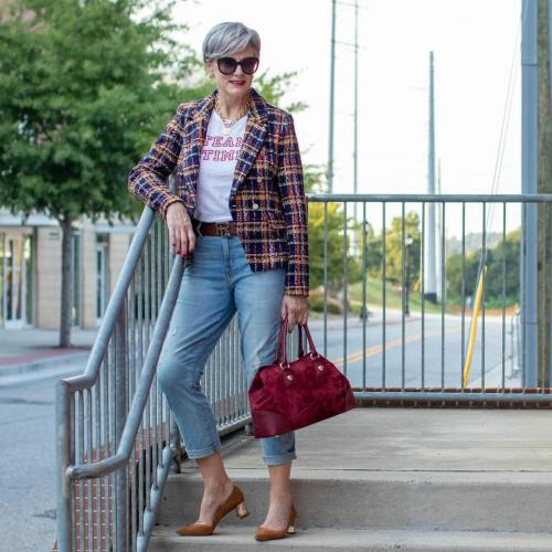 Как выглядеть женственно в джинсах. 14 женственных образов в джинсах