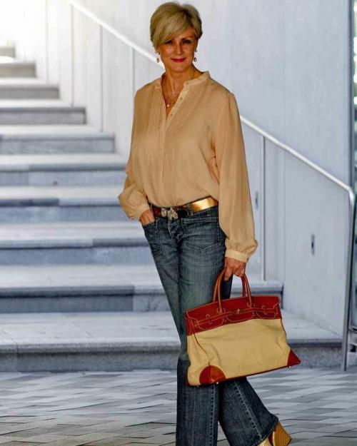 Как выглядеть женственно в джинсах. 14 женственных образов в джинсах