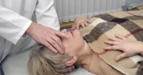 Медовый массаж лица, как часто делать. Для чего полезен массаж лица?