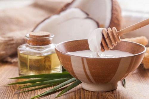 Маска для волос с кокосовым маслом от выпадения. Маска для волос с кокосовым маслом: 14 домашних рецептов