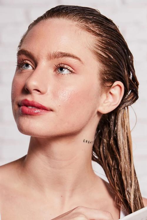 Масло для волос увлажнение. Зачем нужно использовать масло для волос?