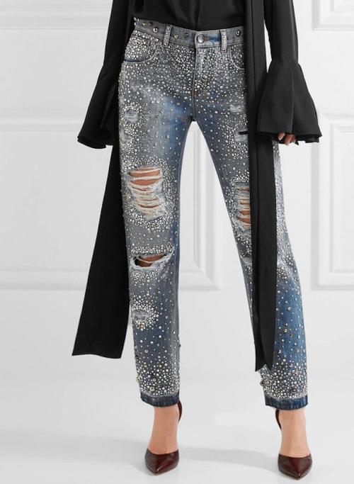 Как изменились ее наряды с годами. «Эволюция нарядов» — Как менялся стиль одежды Алины Кабаевой с годами