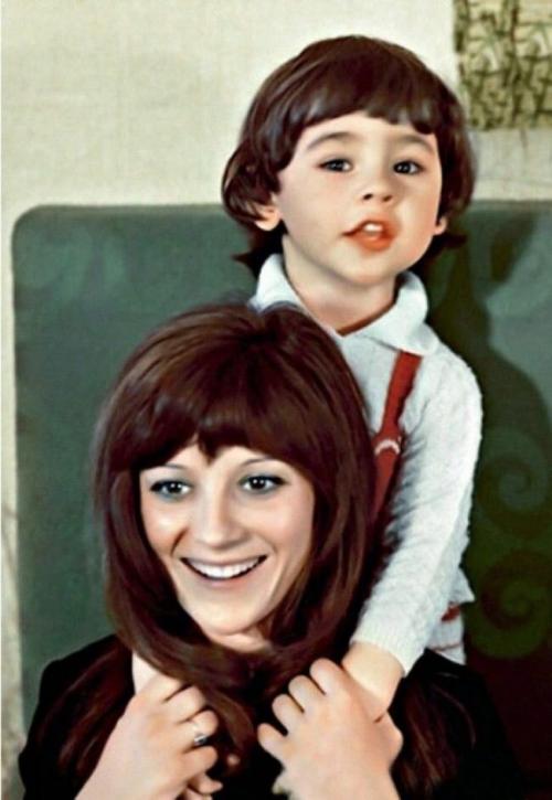 Тихонов и мордюкова история любви. Людмила Мордюкова: «Вместо того, чтобы стукнуть кулаком по столу, Тихонов отпустил Нонну к сопернику» 03 Тихонов и мордюкова история любви. Людмила Мордюкова: «Вместо того, чтобы стукнуть кулаком по столу, Тихонов отпустил Нонну к сопернику» 03