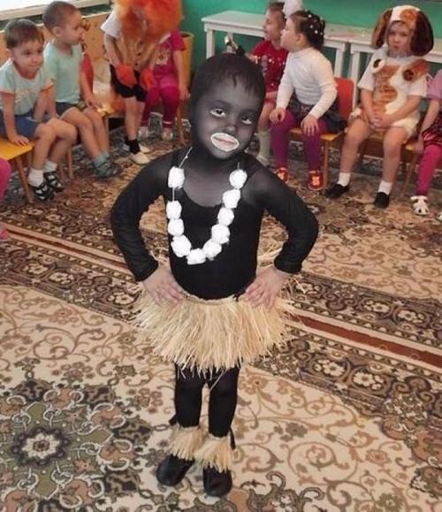 Идеи новогодних костюмов для детей. 30 смешных и странных детских новогодних костюмов