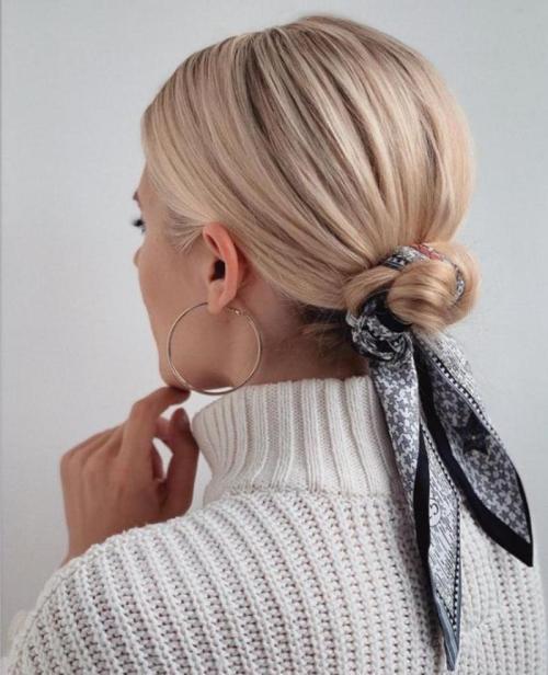 Стильные прически с крабиком для тонких волос: как сделать выбор 01 Стильные прически с крабиком для тонких волос: как сделать выбор 01