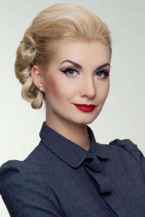 Можно ли носить прически с заколками по бокам на работе. Особенности деловых причесок