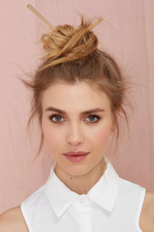 Как правильно разделить волосы на секции для закалывания