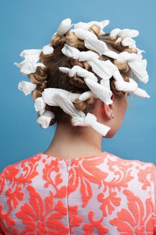 Какие короткие стрижки можно носить на вечеринке. Укладка вечерняя на короткие волосы