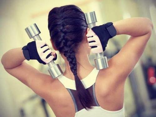 Быстро и эффективно: как сделать прическу с заколками за минуту 28 Быстро и эффективно: как сделать прическу с заколками за минуту 28