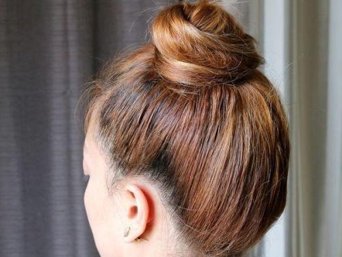 Быстро и эффективно: как сделать прическу с заколками за минуту 22 Быстро и эффективно: как сделать прическу с заколками за минуту 22