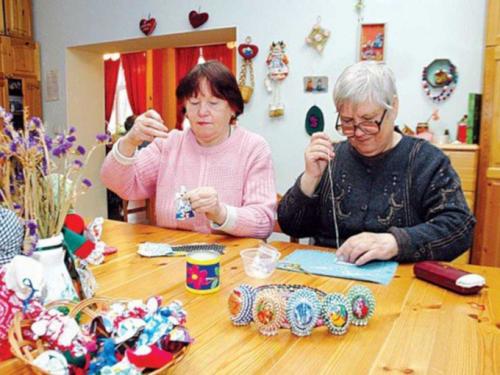 Чем занять пожилого человека дома. ТОП 10 занятий дома: как скрасить быт пожилого человека 02 Чем занять пожилого человека дома. ТОП 10 занятий дома: как скрасить быт пожилого человека 02