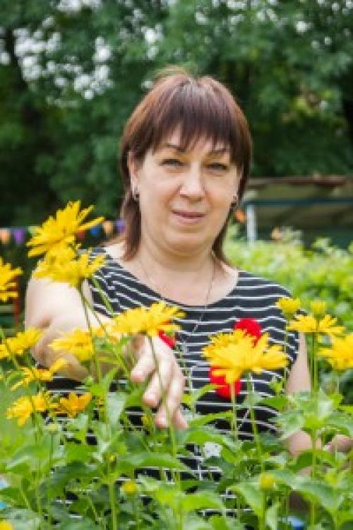 Правила зимних прогулок для пожилых.. Каким опасностям подвержены пожилые люди зимой 04