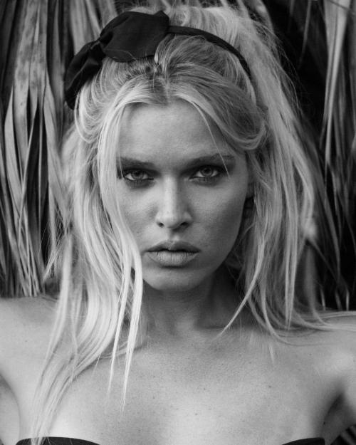 Кто считается легендарными красавицами. «Мужчины сходили по ним с ума» – 10 самых красивых женщин в истории